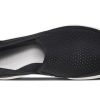 Crocs Athleisure Casual αθλητικό παπούτσι μαύρο λευκό 202363-066
