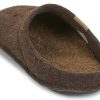 Παντόφλες Crocs Classic Casual Unisex καφέ 203600-23B