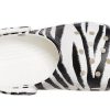 Crocs Classic Clog animal Printing Σανδάλια παραλίας Μαύρα Λευκά 206676-1DE