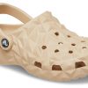 Crocs Classic Geometric Clogs “Μπεζ” 209563-2DS