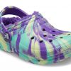 Crocs (GS) Κλασικά μαρμάρινα τσόκαρα με επένδυση “Neon Purple Multi” 207238-573