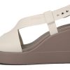 Crocs (WMNS) Brooklyn ελαφριά τσιμεντένια γκρι σανδάλια “Γκρι” 206222-16T