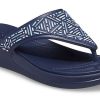 Crocs (WMNS) Σαγιονάρες με χάντρες Monterey Deep Blue 206851-410