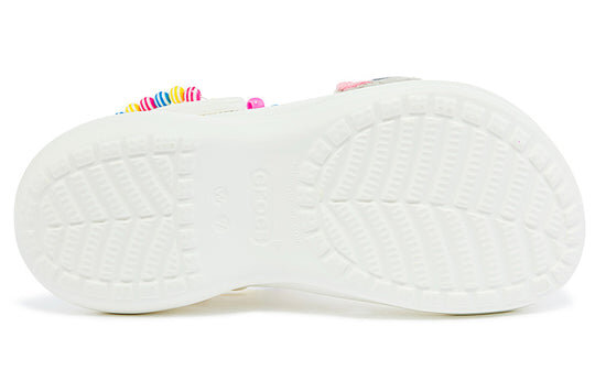 Crocs (WMNS) Nana με Room1042 x Crocs CAT Sports πολύχρωμα σανδάλια 208178-90H Crocs (WMNS) Nana με Room1042 x Crocs CAT Sports πολύχρωμα σανδάλια 208178-90H
