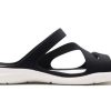 Παντόφλες Crocs (WMNS) Swiftwater Sports 203998-066