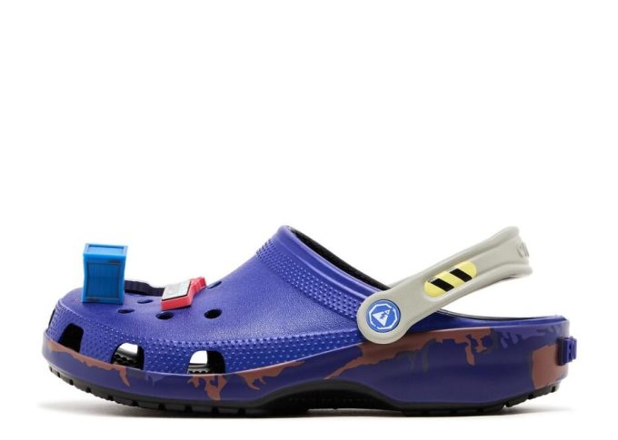 Fortnite x Classic Clog “Battle Bus” Fortnite x Classic Clog “Battle Bus”