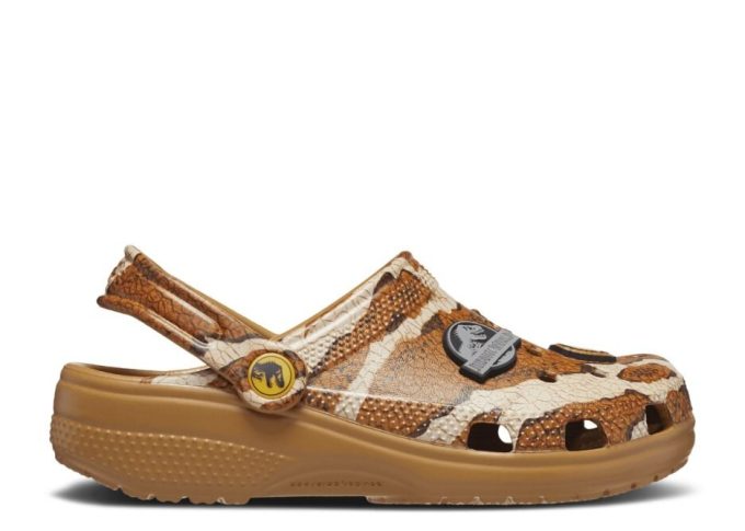 Jurassic World x Classic Clog Kids “Sand” Jurassic World x Classic Clog Kids “Sand”
