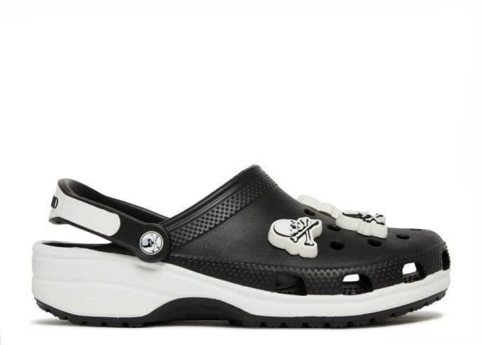 Mastermind Japan x Classic Clog “Black White” Mastermind Japan x Classic Clog “Black White”