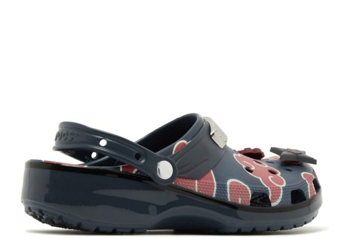 Naruto Shippuden x Classic Clog “Itachi” Naruto Shippuden x Classic Clog “Itachi”