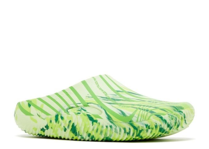 Palace x Mellow Slide “Celery” Palace x Mellow Slide “Celery”