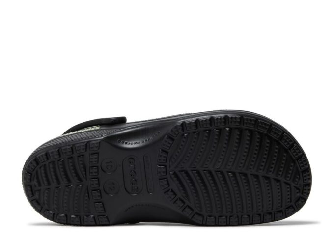 Pleasures x Classic Clog “Skeleton – Glow in the Dark” Pleasures x Classic Clog “Skeleton – Glow in the Dark”