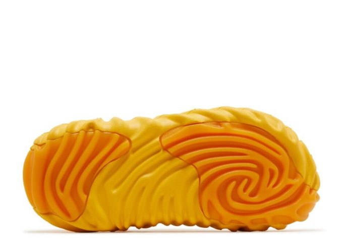 Salehe Bembury x Pollex Clog “Yolk” Salehe Bembury x Pollex Clog “Yolk”