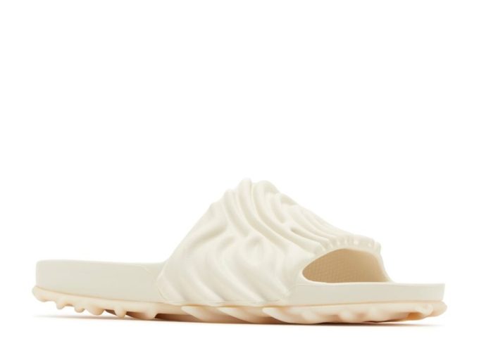 Salehe Bembury x Pollex Slide “Parsnip” Salehe Bembury x Pollex Slide “Parsnip”