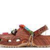 SZA x Wmns Classic Clog “Woodgrain” SZA x Wmns Classic Clog “Woodgrain”