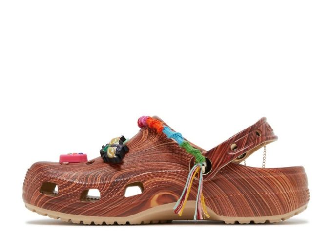 SZA x Wmns Classic Clog “Woodgrain” SZA x Wmns Classic Clog “Woodgrain”