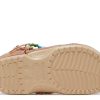 SZA x Wmns Classic Clog “Woodgrain” SZA x Wmns Classic Clog “Woodgrain”