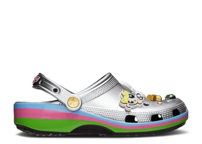 The Powerpuff Girls x Classic Clog “Metallic Silver” The Powerpuff Girls x Classic Clog “Metallic Silver”